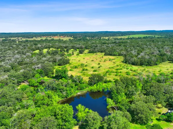 2893 Chalk Road, Harwood, TX 78632