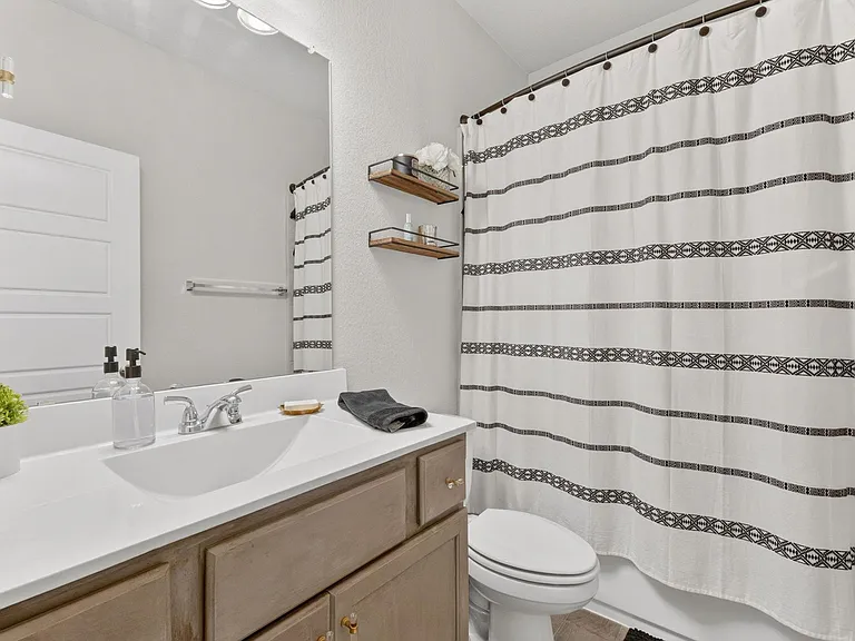 209 Lacey Oak Loop — Photo 22