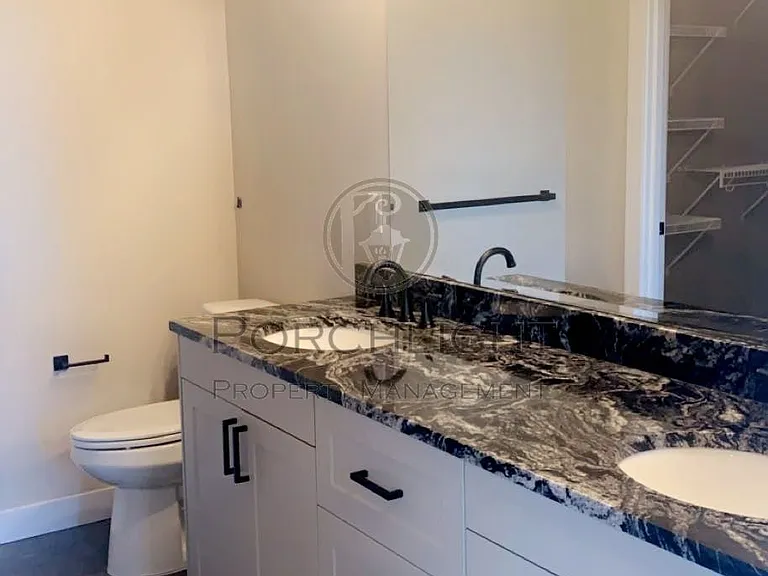 2226 Berryman Loop — Photo 13