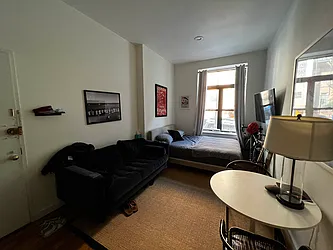 Rented by Salon Realty Corp