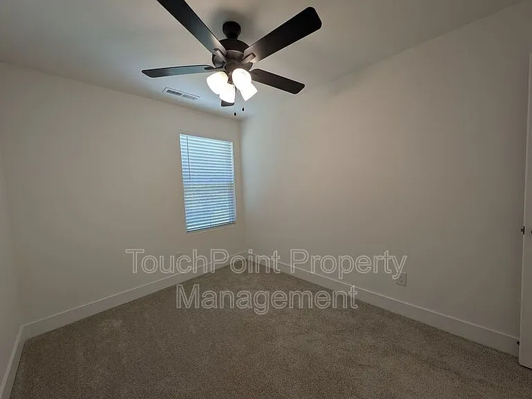 1413 Arden Ave — Photo 21