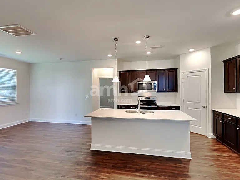 542 Rivermist Dr — Photo 3