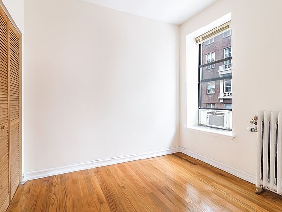 3rd image of 150 E 87th St APT 4A