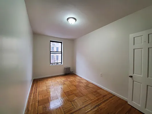 Rented by Bohemia Realty Group | media 6