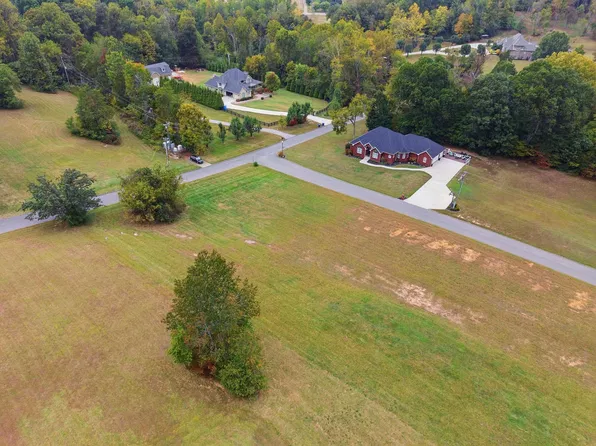 110 Woods Creek Dr, Somerset, KY 42503
