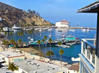 160 Middle Terrace Rd, Avalon, CA 90704