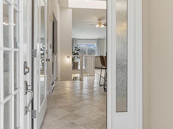 4th image of 14 W Ridge Ct