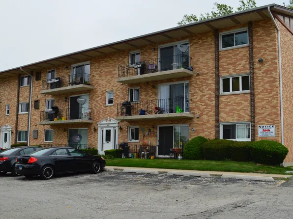 10605 Southwest Hwy #2E, Worth, IL 60482