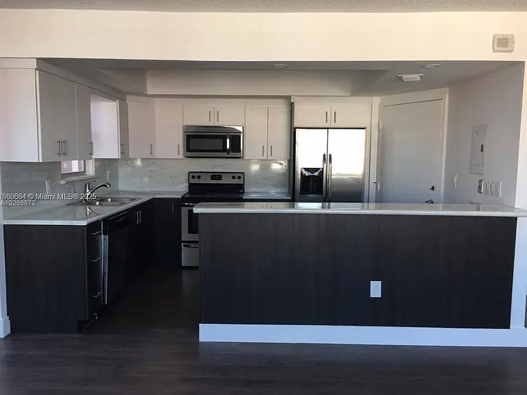 1301 NE Miami Gardens Dr #1625W — Photo 1