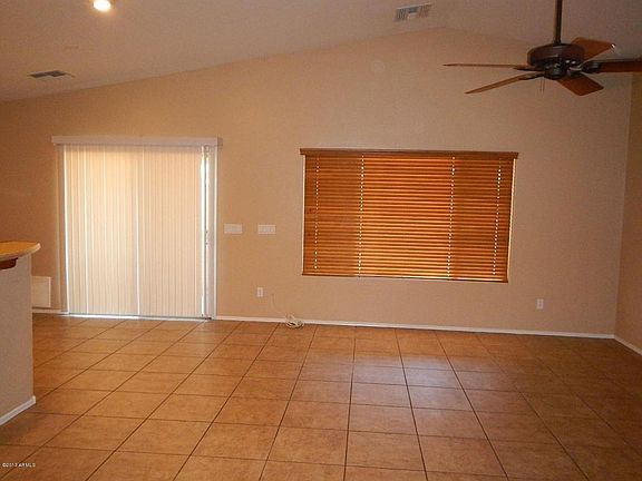 3rd image of 10334 W Magnolia St