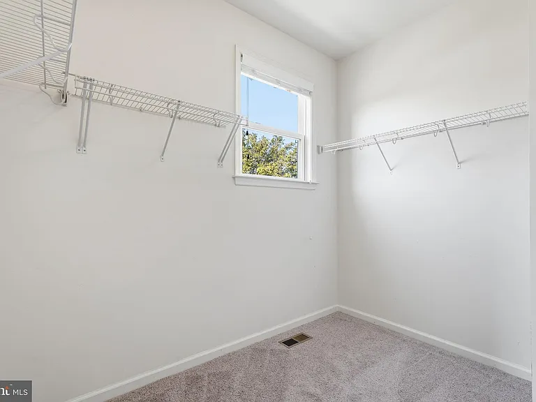 8923 Quarry Rd — Photo 37