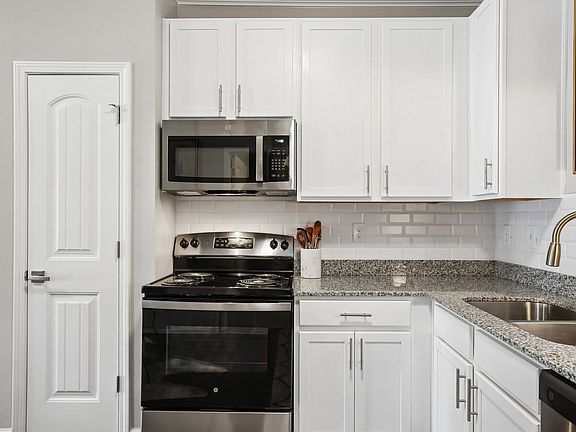 2nd image of 440 Cane Hill Rd #522CR