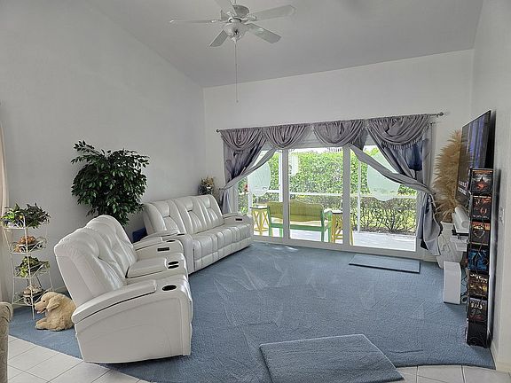 2nd image of 1020 Partridge Cir APT 101