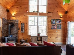 21 Bear Run Way, Jay, NY 12941