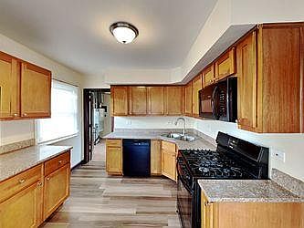 5th image of 8538 Menard Ave