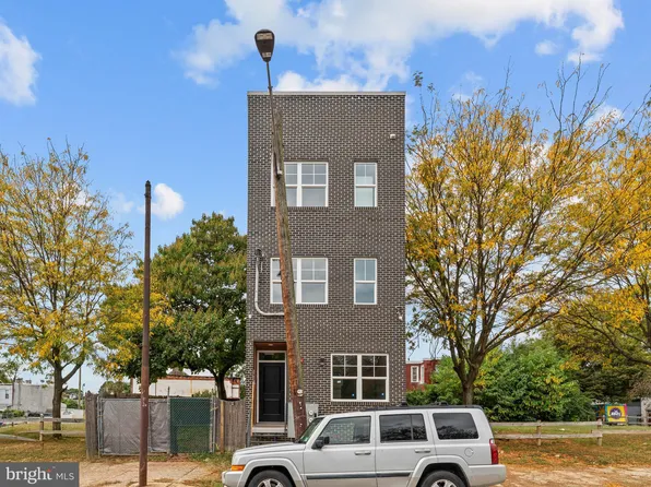 1682 N 54th St, Philadelphia, PA