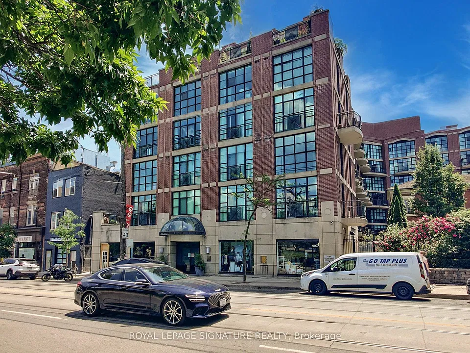 901 Queen St W #231