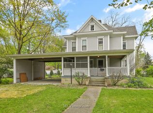 422 S Mill St, Pontiac, IL 61764