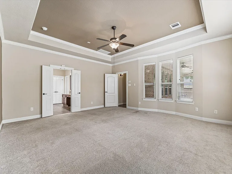 10603 Hollowback Dr — Photo 13