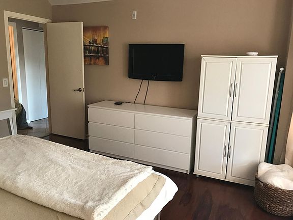 5th image of 2150 Camino De La Reina Unit 209