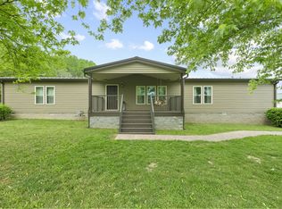 843 N Corinth Rd, Portland, TN 37148