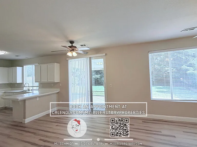 936 Yardley Pl — Photo 8