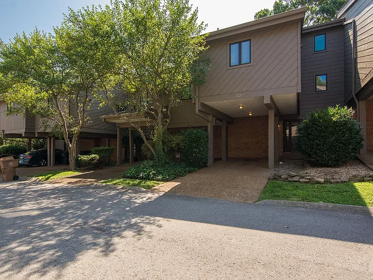 727 Harpeth Trace Dr — Photo 9