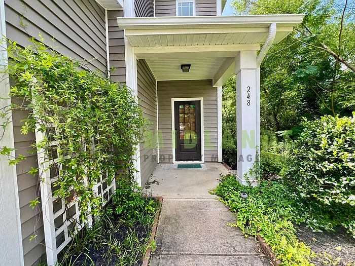 248 Cherokee Pond Ct — Photo 3