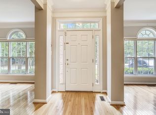 7132 Ayers Meadow Ln, Springfield, VA 22150