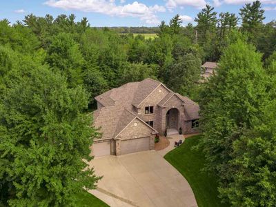 190 Black Forest Ln, Plover, WI, 54467