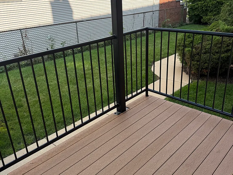 2025 W Erie St #1R — Photo 11