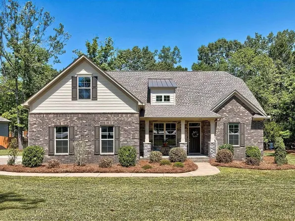 208 Saint Thomas Church Rd, Chapin, SC 29036