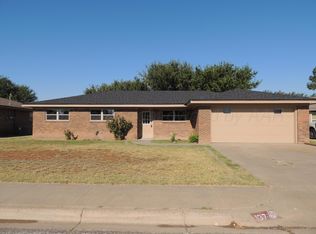137 Greenwood St, Hereford, TX 79045