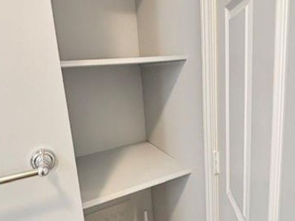 3rd image of 760 Hamilton St Floor 1