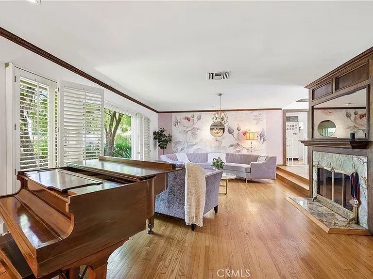 18000 Karen Dr — Photo 10