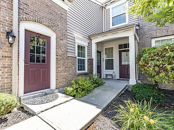 2nd image of 7599 Skyview Cir