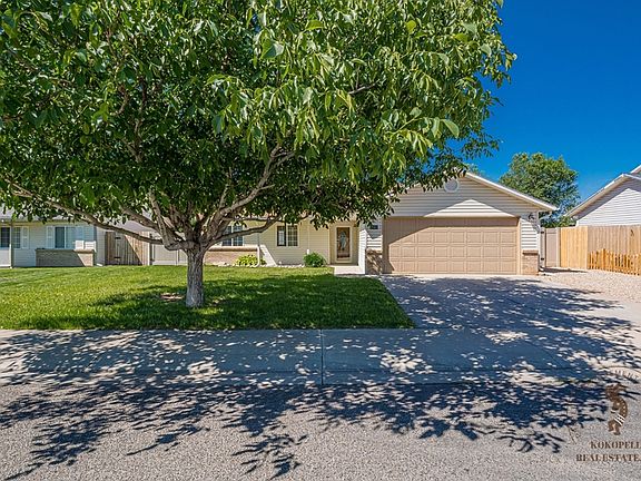 2nd image of 2983 Summerbrook Dr