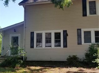 37 Willow St, Badin, NC 28009