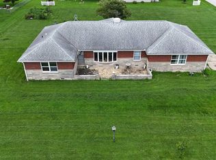 612 Terre Haute Rd, Worthington, IN 47471