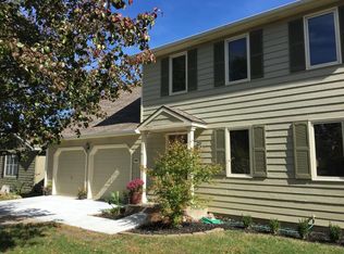 308 Sharon Dr, Lawrence, KS 66049