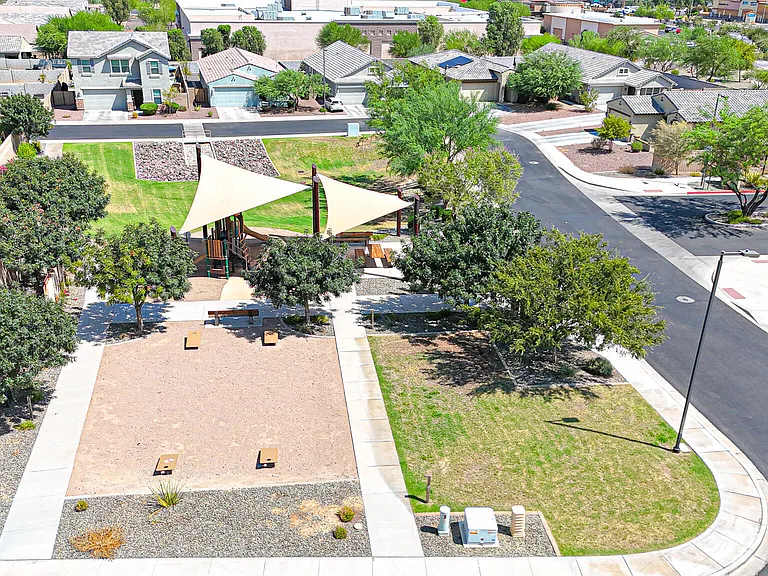 2306 E Branham Ln — Photo 44