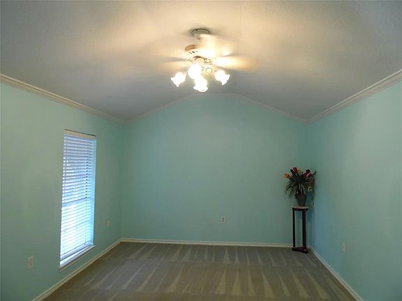 2nd image of 2719 Jo Ann St
