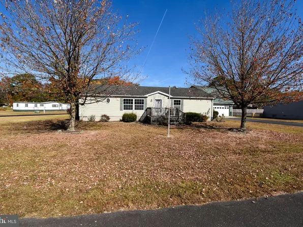 36673 Philadelphia Ave, Ocean View, DE 19970