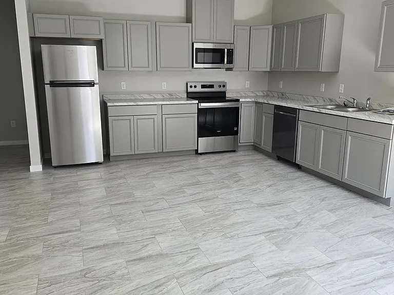 2214 S 1st Ave #1 — Photo 10
