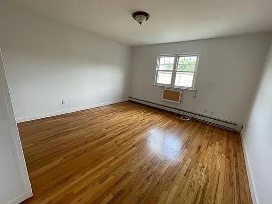 Rented by Voro, LLC | media 9