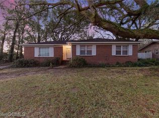 1566 Montclair Cir S, Mobile, AL 36693