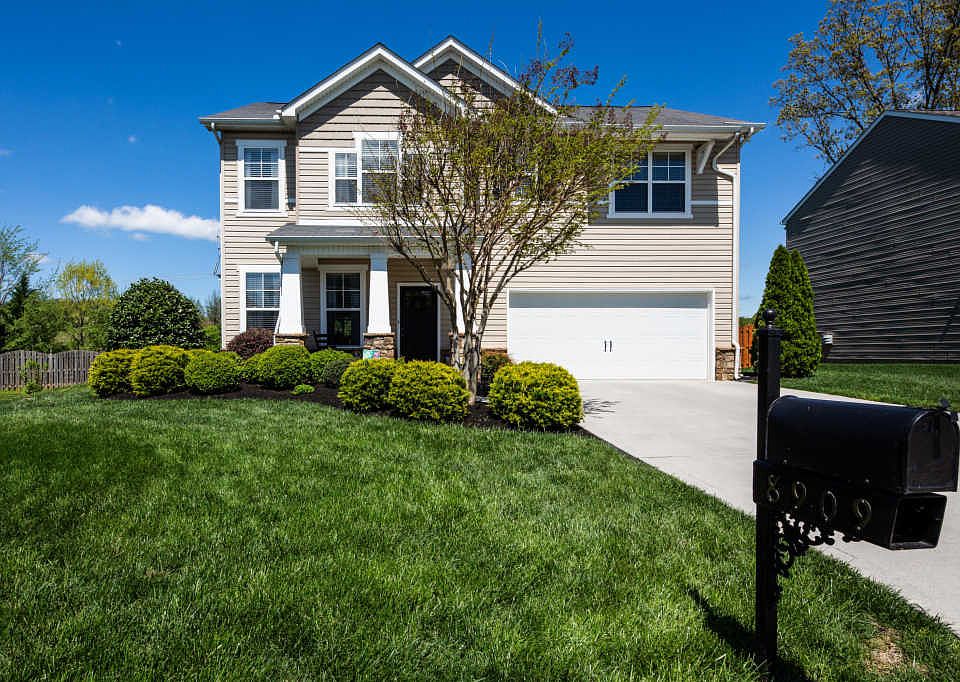 1st image of 8909 Wavetree Dr