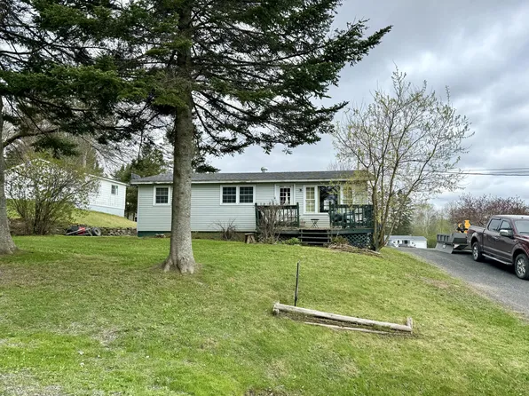 9 Second Avenue, Fort Kent, ME 04743