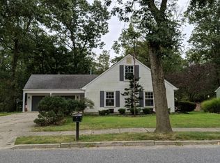 790 Richmond Dr, Sicklerville, NJ 08081