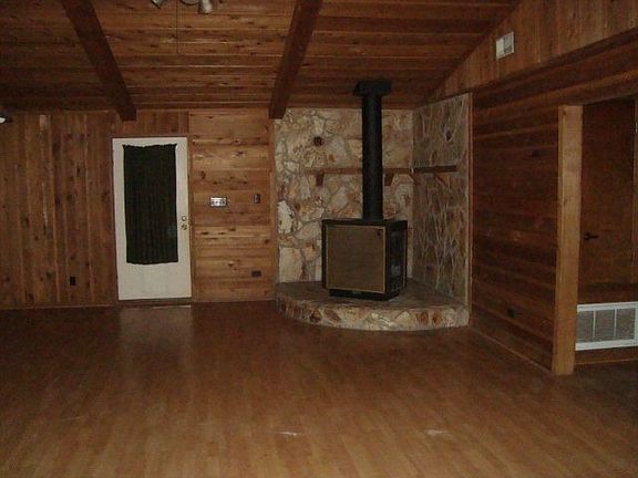 4th image of 30550 Carrel Ln